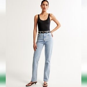 Abercrombie & Fitch The 90's Slim Straight Ultra High Rise Jeans